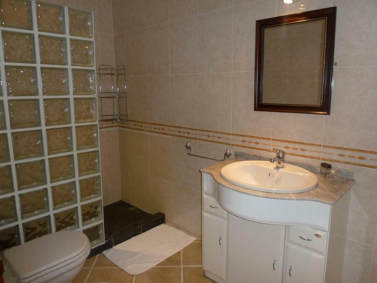 Oceanic Apartment Caniço Kültér fotó