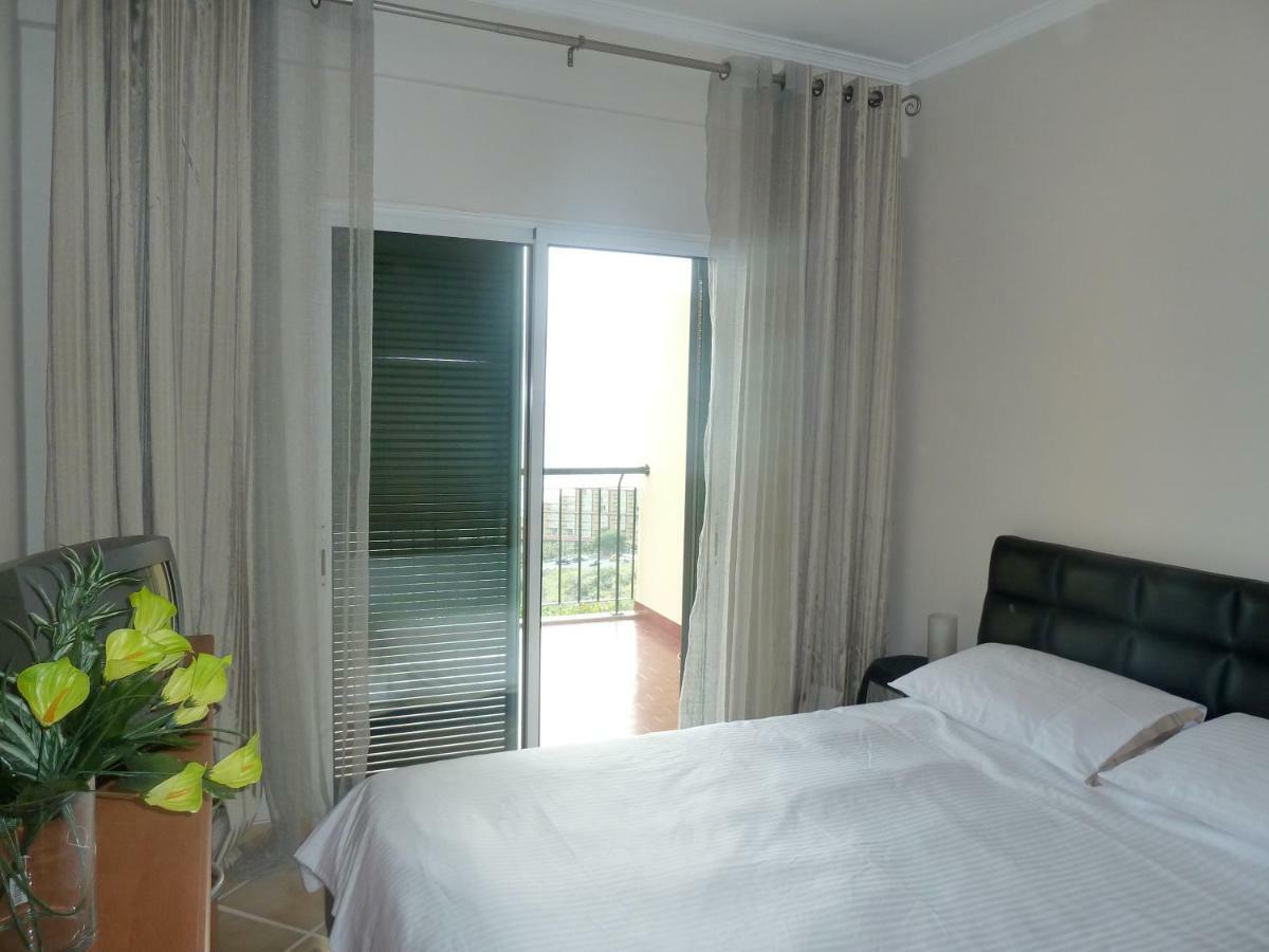 Oceanic Apartment Caniço Kültér fotó
